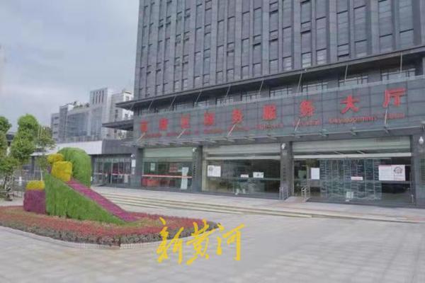 “暗访”时说错话，临时工“背锅”被开除？官方回应：按规定辞退