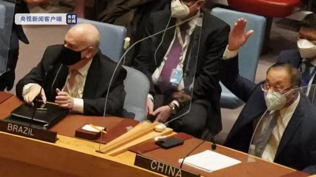 普京命令战略威慑力量转入特殊战备状态，包括核武器！美国、北约回应！欧盟决定对乌提供4.5亿欧元武器，俄乌谈判今日举行