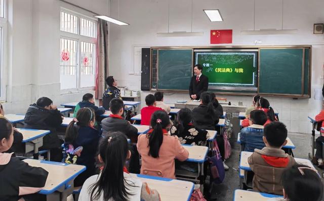 正式开课 | 溧阳法院：2022年“延时‘法’课堂 护航‘他’成长”开启新学期第一课