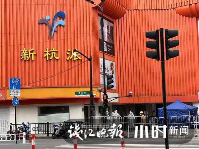 “碰上事了，急也没用”，杭州四季青档口女老板：刚备好400万春款，已临时租了仓库