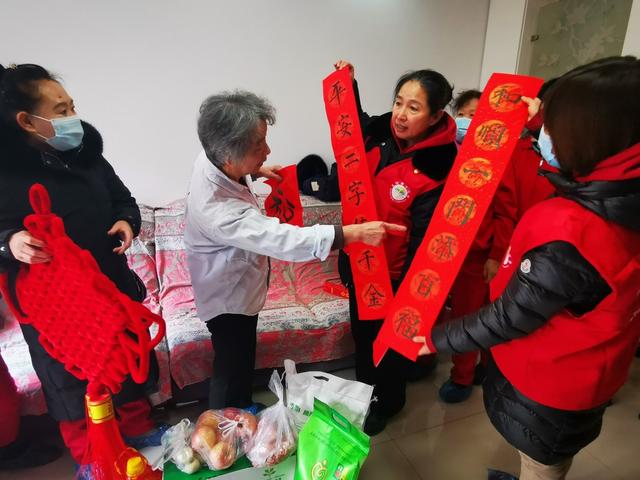 ������ͻ�� �������ȷ桪����������������չ�조���ˡ���Ů��ϵ�л