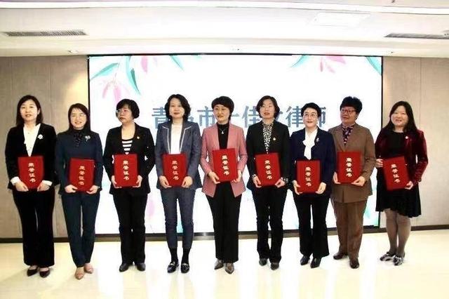 律师形象照片女(律师形象照片)