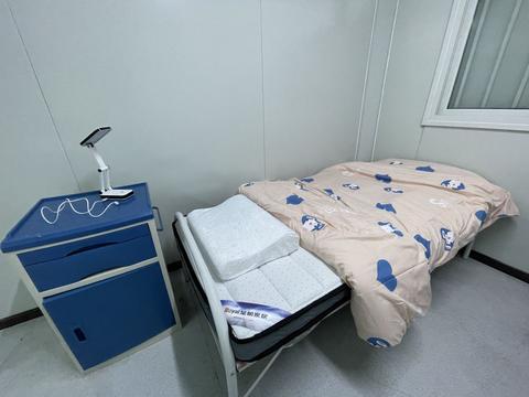 住进青衣方舱医院――一位香港新冠感染者的方舱日记（1）