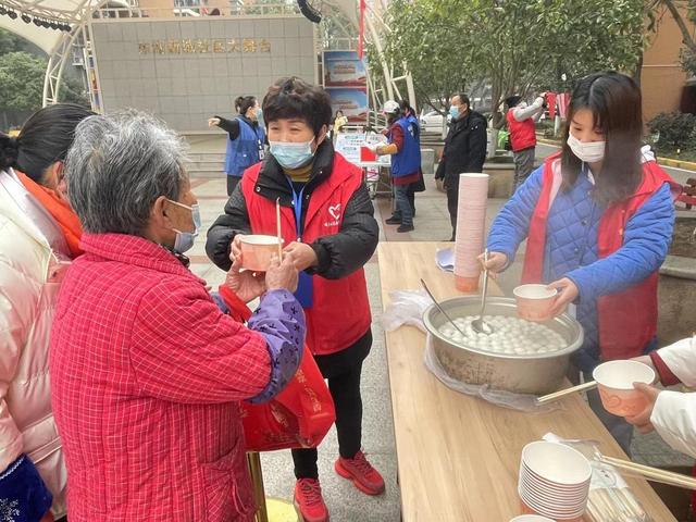 “我们都想对总书记道一声辛苦！”