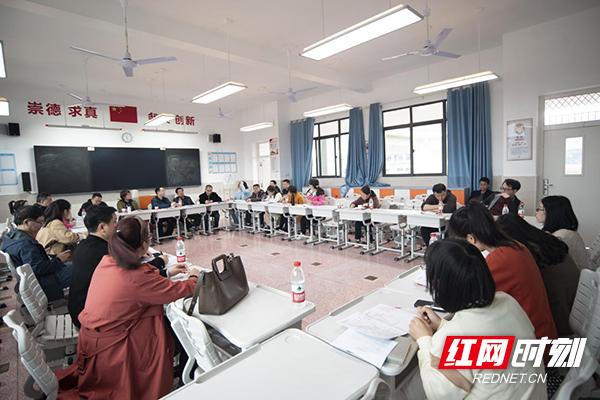 株洲市教育科学研究院视导南方中学春季学期教学