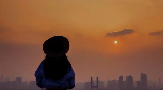 夜读丨生命来来往往，来日并不方长