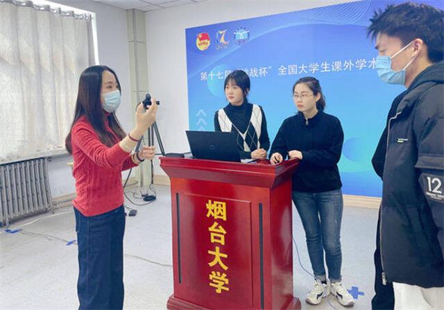 最熟悉学生的人，24小时昼夜守护…向所有奋战在一线的高校辅导员致敬