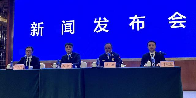 五场发布会里的技术细节：关于MU5735空难，我们知道什么