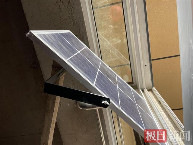西安300余户业主住进10年未交付的烂尾楼：太阳能板充电，提水徒步爬29楼