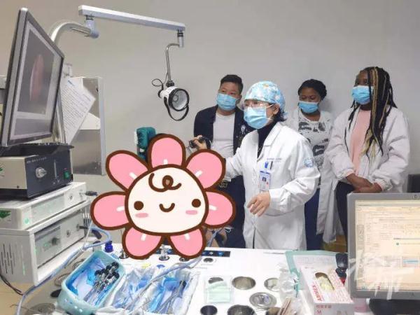 当场社死！女子相亲时咳出一块扁桃体结石：那一刻，我的爱情结束了
