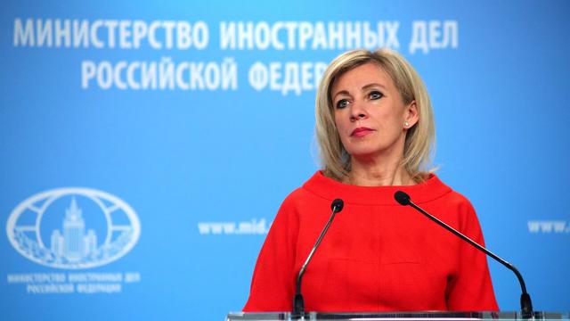 俄女子在迪拜买香奈儿包被要求“签字承诺不带回俄罗斯”，俄外交部发言人怒了