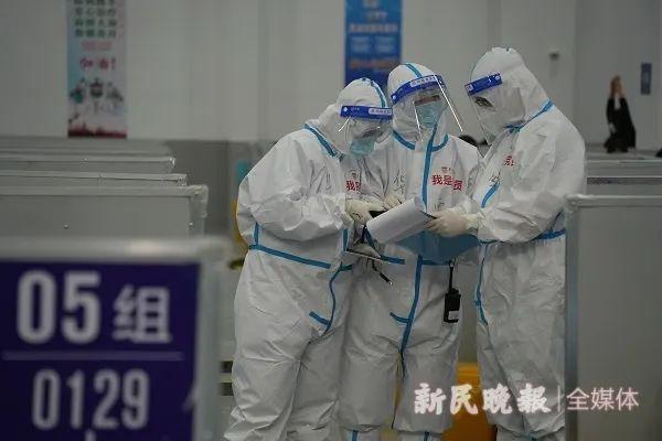 临港方舱医院院长马昕：头三天最累，会慢慢好起来