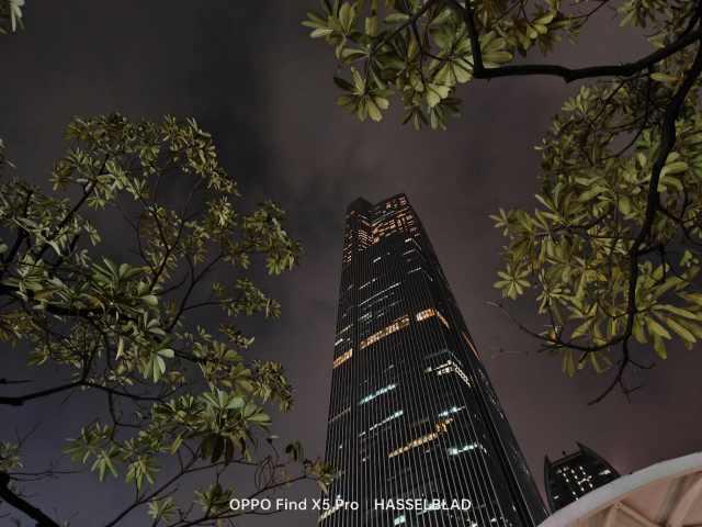 OPPO Find X5 Pro夜景体验：感受马里亚纳X的强大