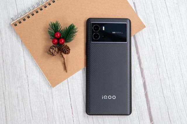 同为骁龙8该选谁？iQOO Neo6与iQOO 9全面横评-第2张图片-9158手机教程网