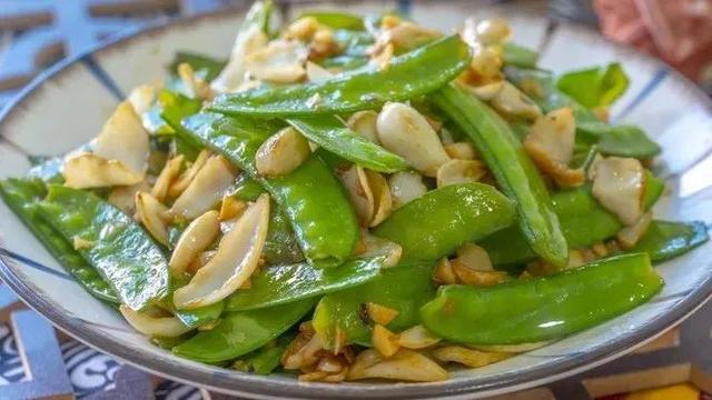 春季多吃这种“润肺菜”，嗓子不干不痒，夜里好梦香甜，今天就试试
