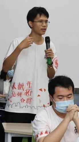 钟南山开课！学生：不仅有知识，更有爱、有情怀