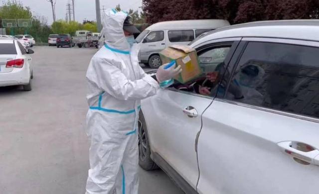 罕见病患儿用药即将耗尽，圆通24小时内从济南接力送进上海