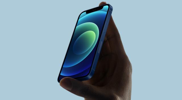资讯丨mini版真的没有了？iPhone 14系列机模照片曝光