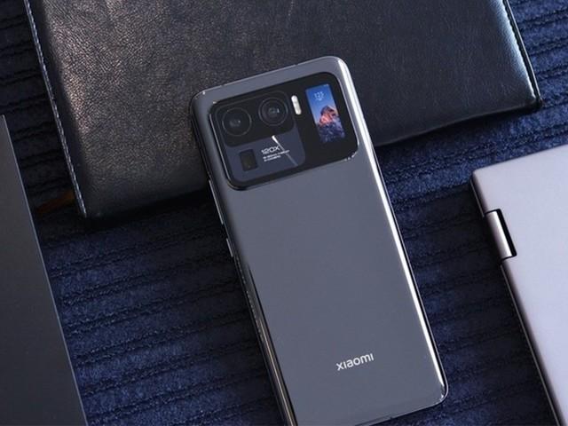 小米12 Ultra发布在即 小米旗舰直降1500元