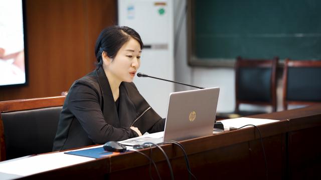 品味书香，做幸福教师——浔阳小学举办第二届读书分享会