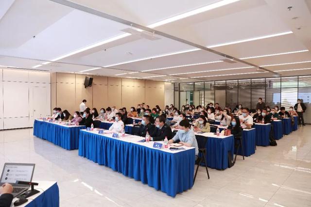 强省会有我｜雨花为企业送上出口税收政策暨市场采购贸易业务培训，推动自贸雨花区块外贸有序发展