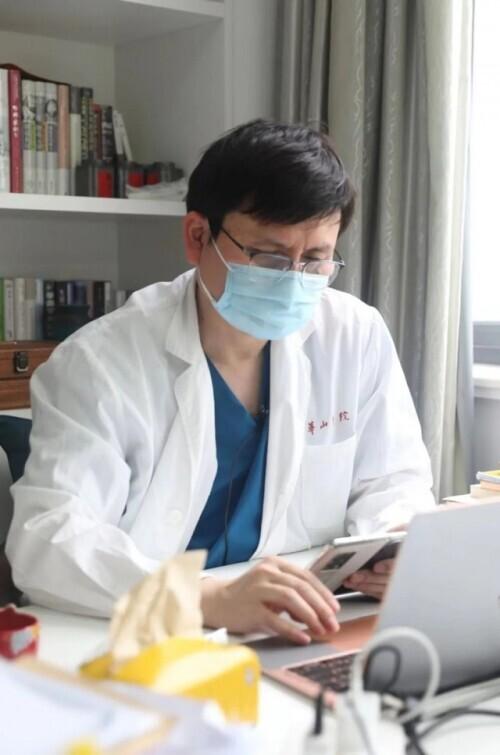 上海新增死亡51例，直接原因公布……张文宏：重症救治面临挑战