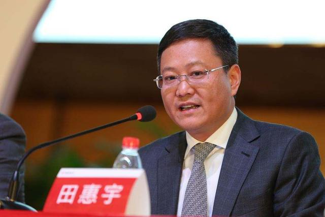 观政｜“人走茶不凉”！辞职近6年后，临近退休年龄的他被查了