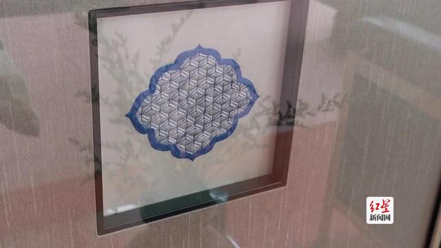 获评全国版权示范单位 这家公司向世界展示成都的设计力和时尚感