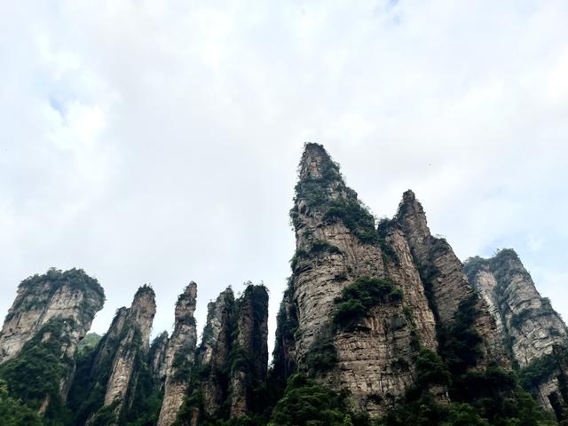 武陵源每一座山都与他有关？跟着土家族传说，游张家界