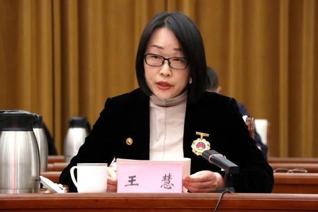 日照市庆祝“五一”国际劳动节座谈会召开