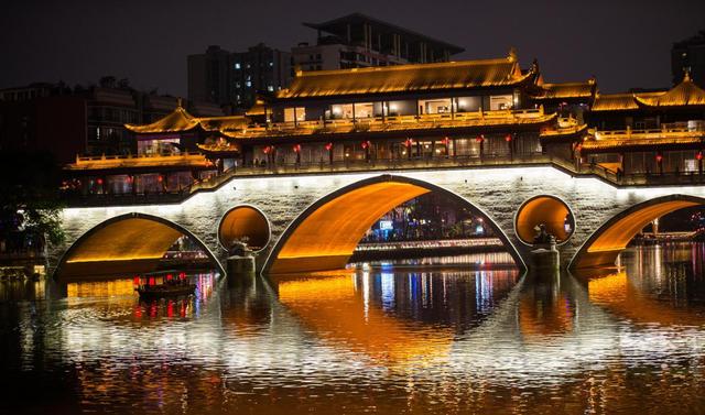 迎大运游成都“五一”期间在成都体验公园城市之美