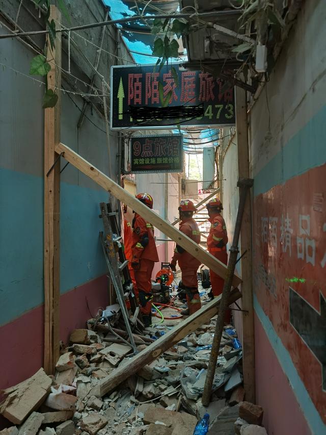 长沙望城48小时救援直击：不惜代价，争分夺秒，搜救