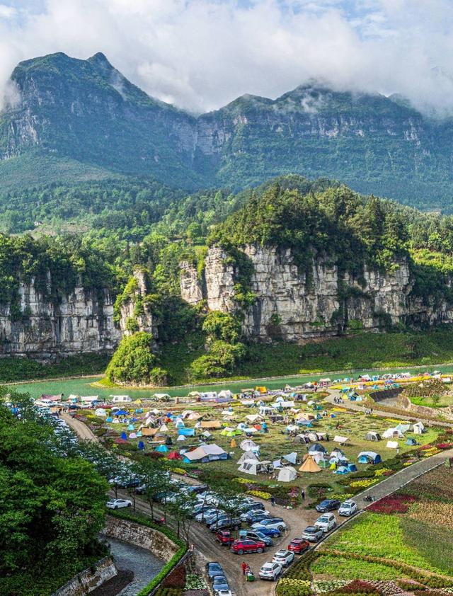 “五一”郊野休闲，帐篷露营大热，相关产品销量暴涨