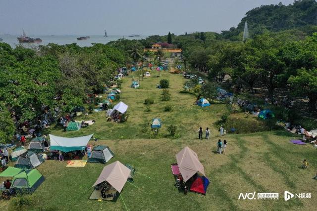 “五一”郊野休闲，帐篷露营大热，相关产品销量暴涨
