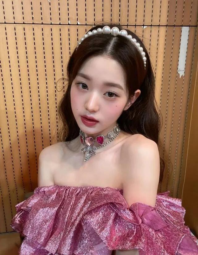 01年的沈月演不了小昭？不可惜