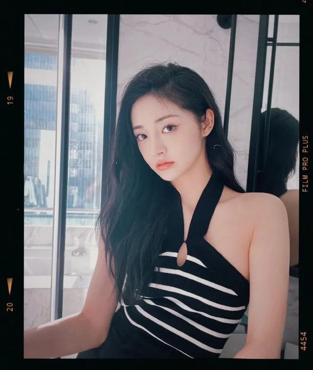 01年的沈月演不了小昭？不可惜