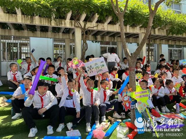 灞桥区席王中心小学二年级春季运动会精彩剪影