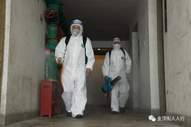 直击石景山这个封控区的“十二时辰”