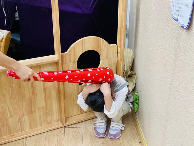 翠五幼：防震减灾又一年 护头姿势要牢记——暨翠苑第五幼儿园防震减灾系列活动之护头篇