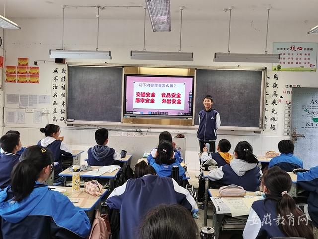 安全教育入心间 黟县各校开展防灾减灾主题教育活动