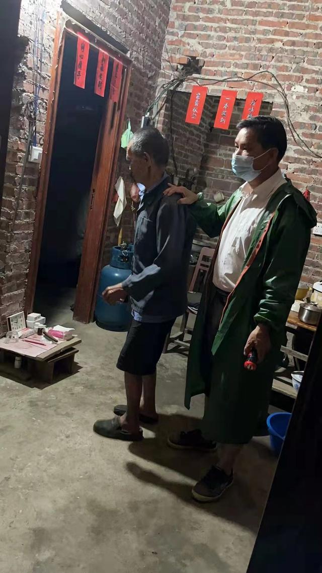 高州大坡镇：最大降雨量也冲不垮党员干部筑起的“责任堤”