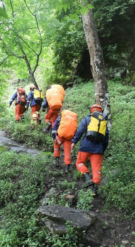 云南大理苍山13人失联 目前已与5人取得联系