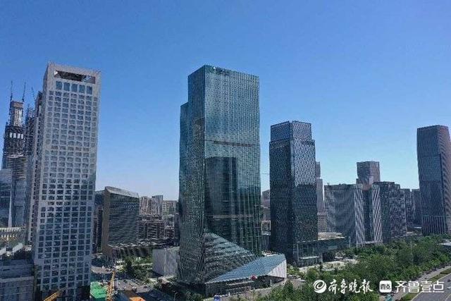 济南迎来近期最靓蓝天，东部新城景象壮阔