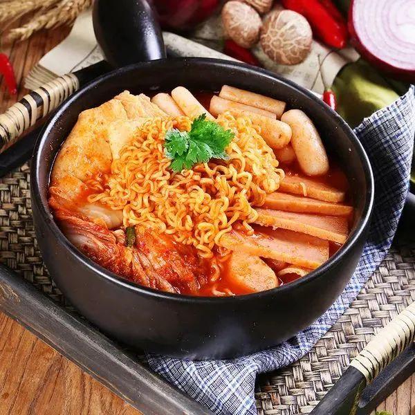 王府井&夢時代兩店通用「喜番韓式料理」69元享部隊火鍋雙人餐 - 天天要聞
