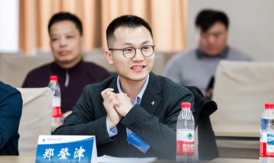 鄭登津：點燃心中火種，做財經報國的點燈人 - 