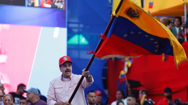 特朗普稱給馬杜羅“最後一次垂死掙扎”的機會，敦促其主動下台 - 