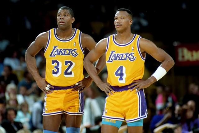 湖人名宿：魔術師約翰遜是史上最偉大控衛，庫里能進前五討論 - 