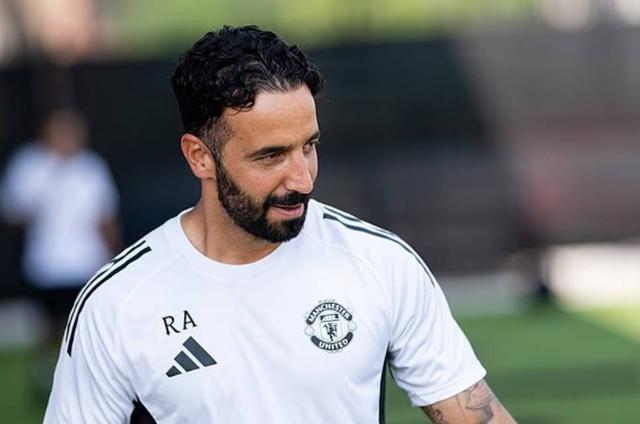 郵報：曼聯想世界盃前簽6號位，避免世界盃後目標球員漲價