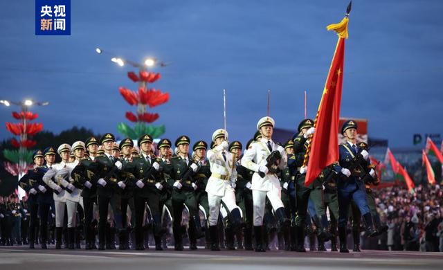 解放軍儀仗分隊參加白俄羅斯紀念蘇聯偉大衛國戰爭勝利80周年閱兵活動 - 天天要聞