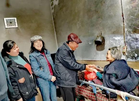 魯網淄博開展“情暖淄博 孝潤齊魯”暖冬行動 - 